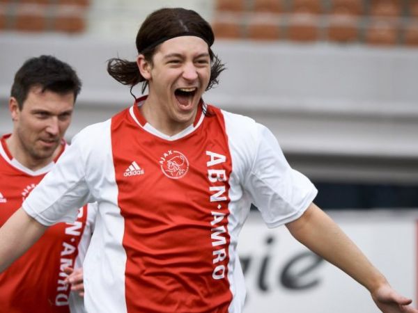173737504130_teatro_micaelense_I AM_ZLATAN.jpg